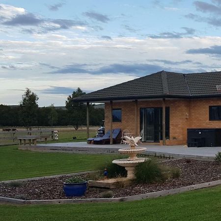 Bentleys Country Stay Hawarden Esterno foto