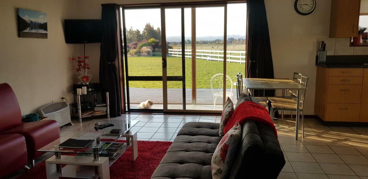 Bentleys Country Stay Hawarden Esterno foto
